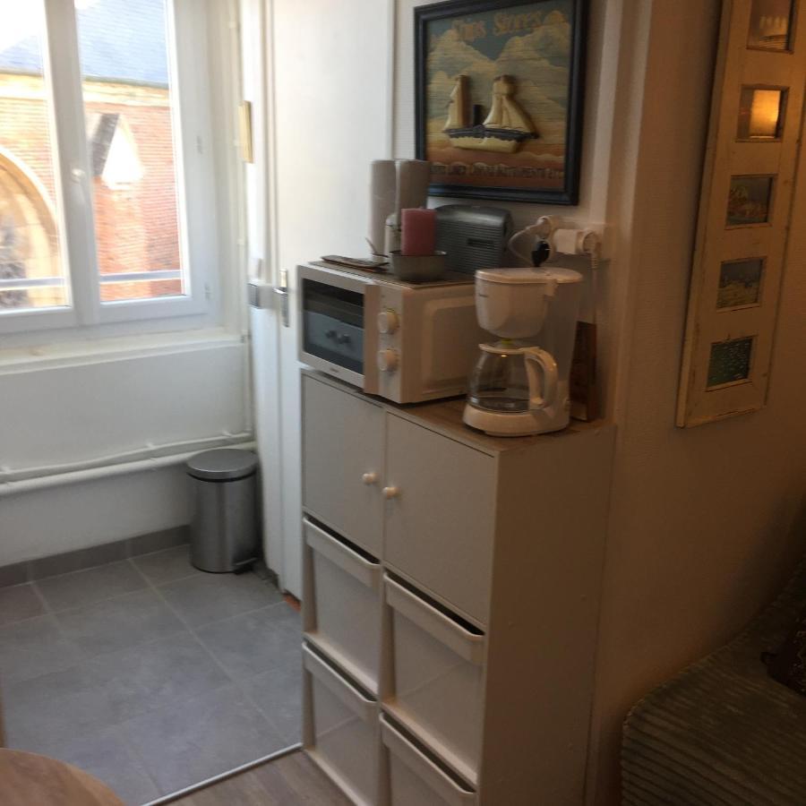 Studette Tiny House De L Eglise 12 M2 Apartment Ault Exterior photo