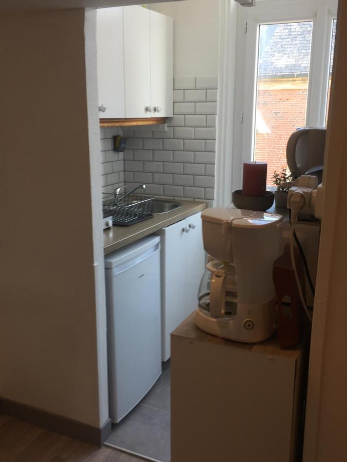 Studette Tiny House De L Eglise 12 M2 Apartment Ault Exterior photo