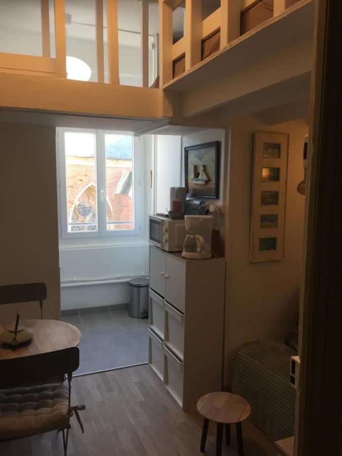 Studette Tiny House De L Eglise 12 M2 Apartment Ault Exterior photo